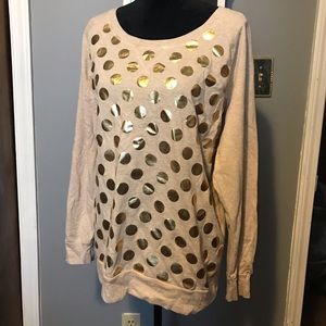 Gold polka dot ling sleeve shirt